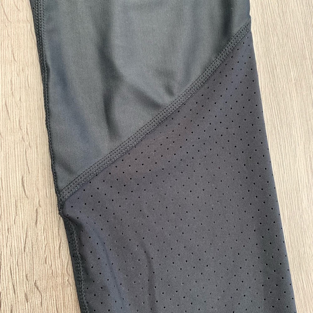 NEW ❗️7/8 leggings with drawstring - NIKE - NWT✨ - Picture 7 of 8